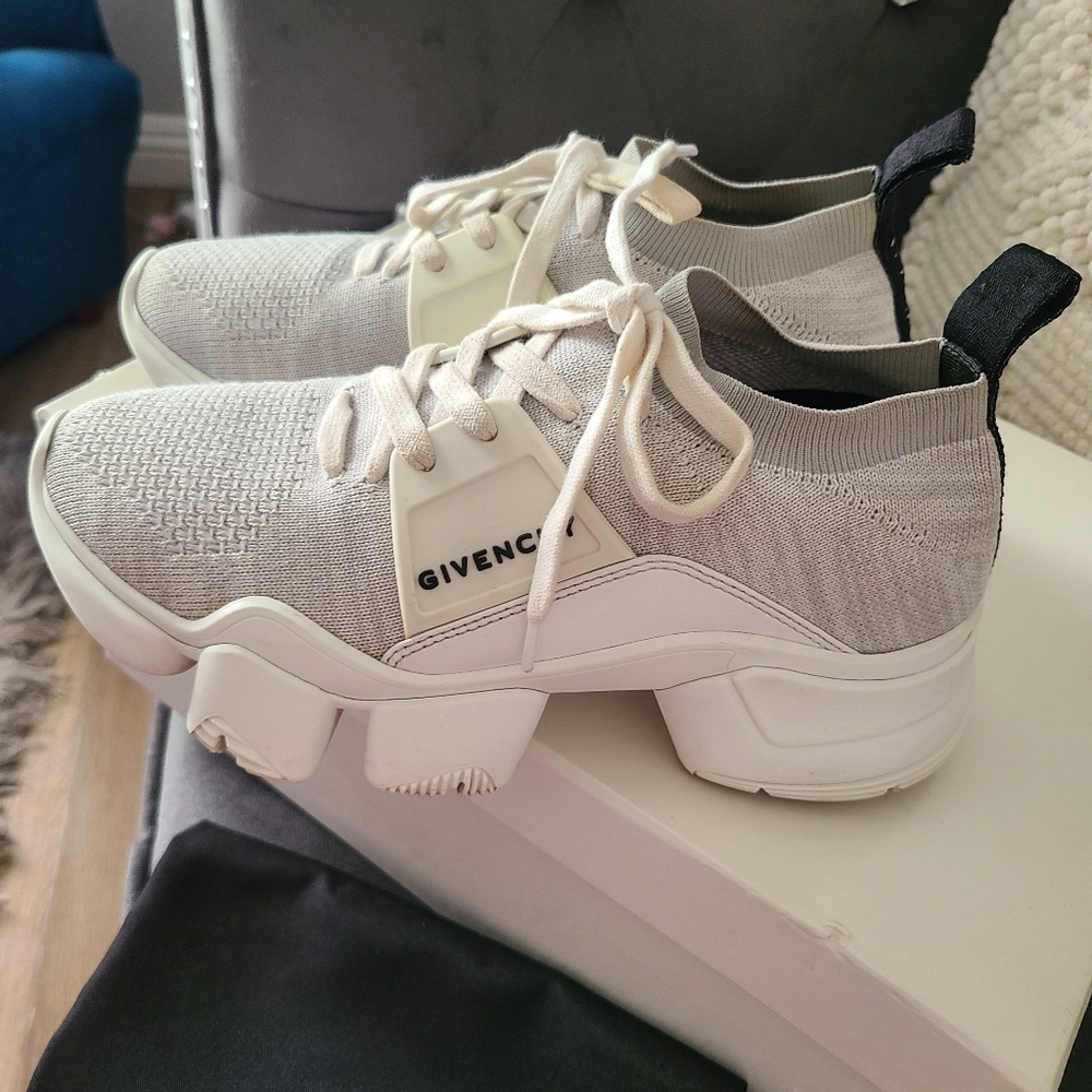 Givenchy sneakers - Picture 3 of 9